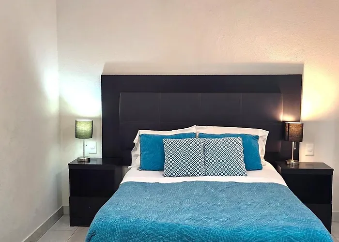 Cozy Sudio In The Heart Of Downtown. Walk Cabo #4 *
