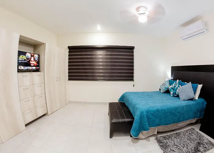 Cozy Sudio In The Heart Of Downtown. Walk Cabo #4 *